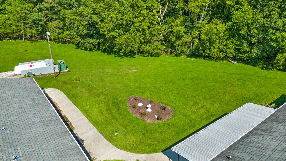 More Photos Of 3872 Brayton Mountain Rd, Graysville Skilled Nursing Facility For Sale