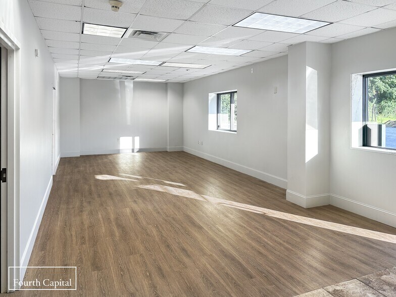 More Photos Of 396 Senoia Rd, Tyrone Light Manufacturing For Lease