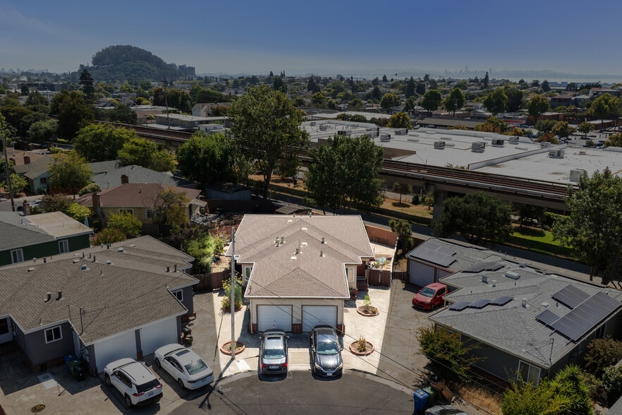 More Photos Of 1029 Ranchito Ct, El Cerrito Apartments For Sale