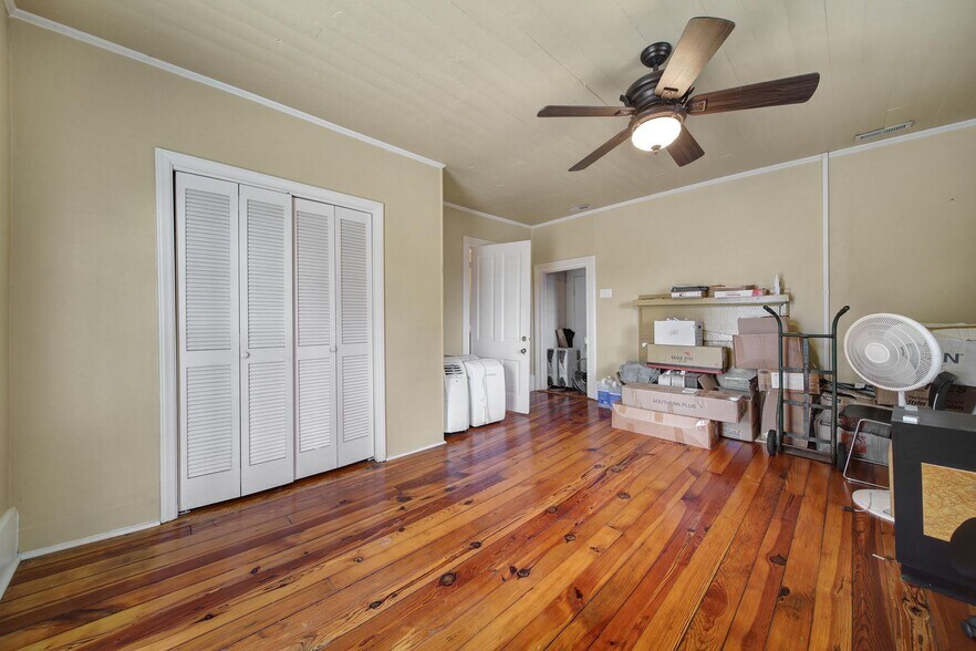 More Photos Of 500 W John St, Matthews Office For Sale