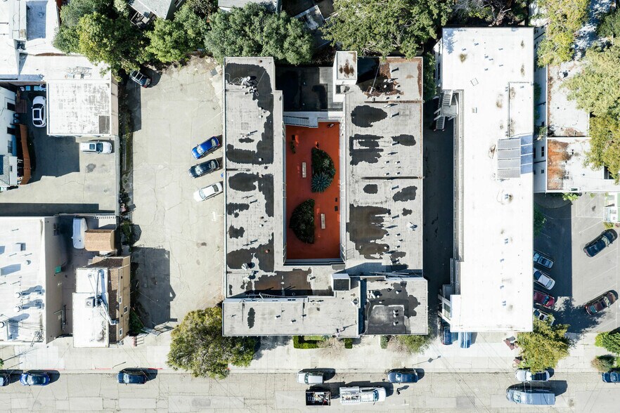 More Photos Of 3525 Dimond Ave, Oakland Apartments For Sale