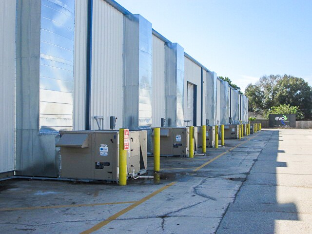 More Photos Of 7188 15th St E, Sarasota Showroom For Sale