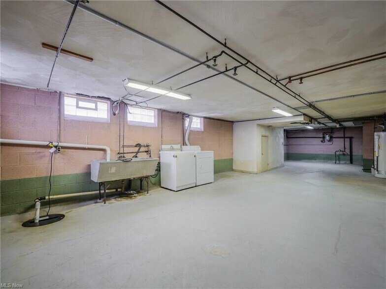 More Photos Of 31255 Lorain Rd, Cleveland Office Residential For Sale