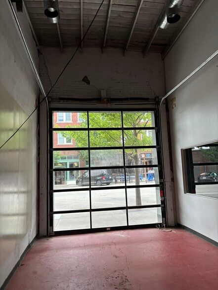 More Photos Of 209 N Main St, Tulsa Storefront For Lease