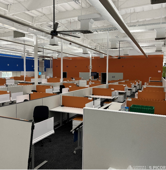 More Photos Of 2700 E Commerce Center Pl, Tucson Research And Development For Lease