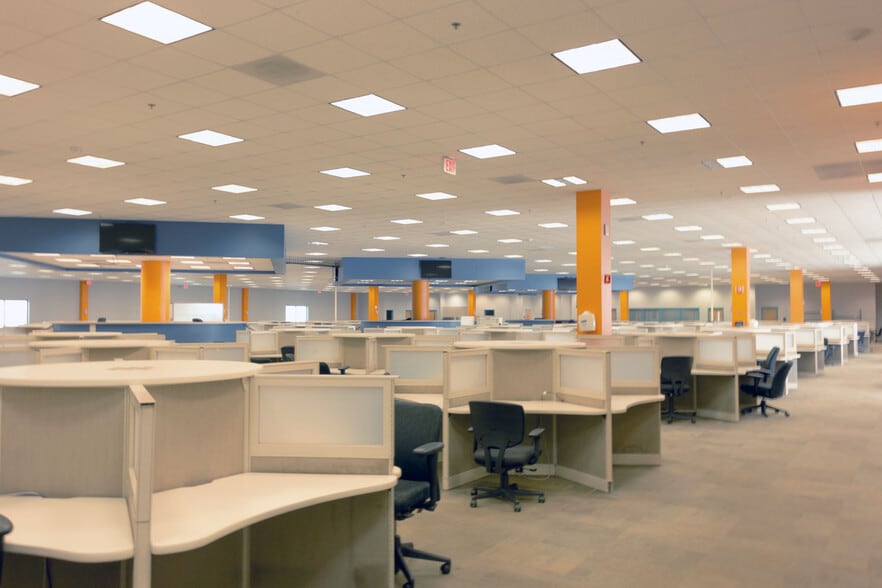 More Photos Of 2641 Sumner Blvd, Raleigh Unknown For Lease