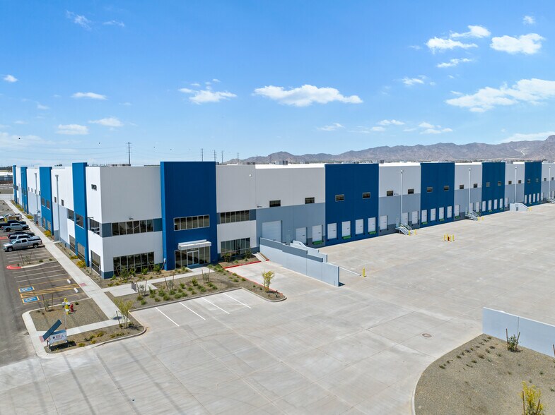 More Photos Of NWC Indian School Rd & W Minnezona Ave, Goodyear Unknown For Lease
