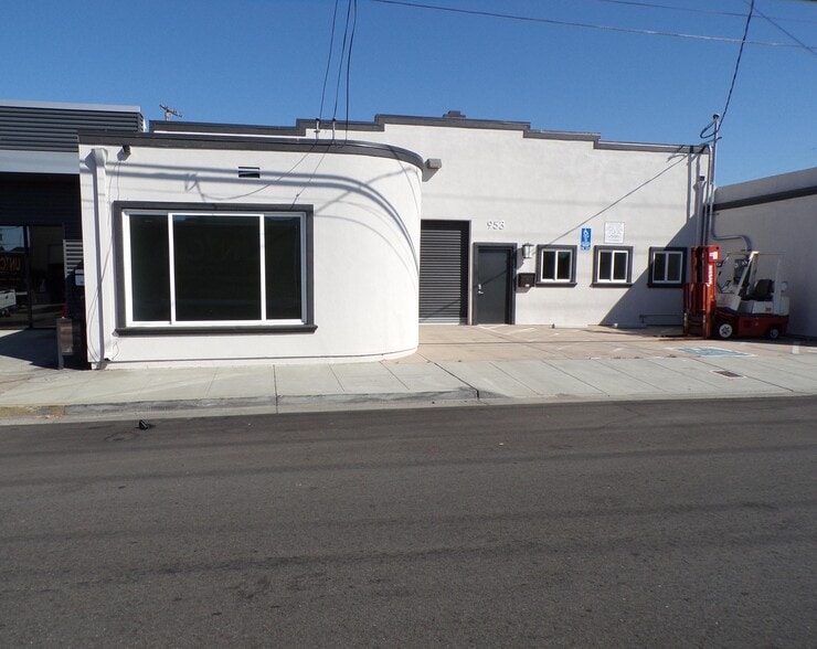 Primary Photo Of 953 Washington St, San Carlos Warehouse For Sale