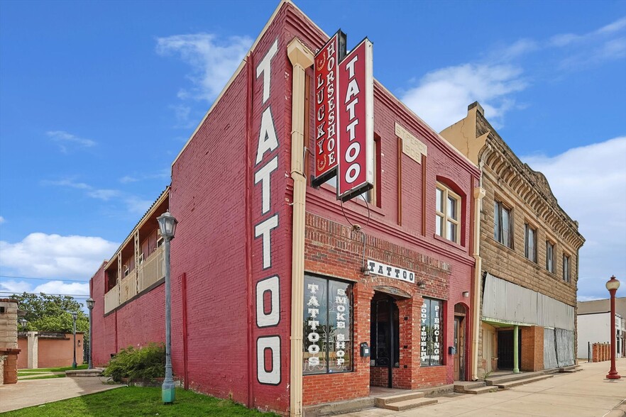 Primary Photo Of 1426 N Main St, Fort Worth Storefront Retail Office For Lease