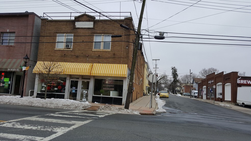 More Photos Of 112 Main St, Hackettstown Storefront Retail Residential For Lease