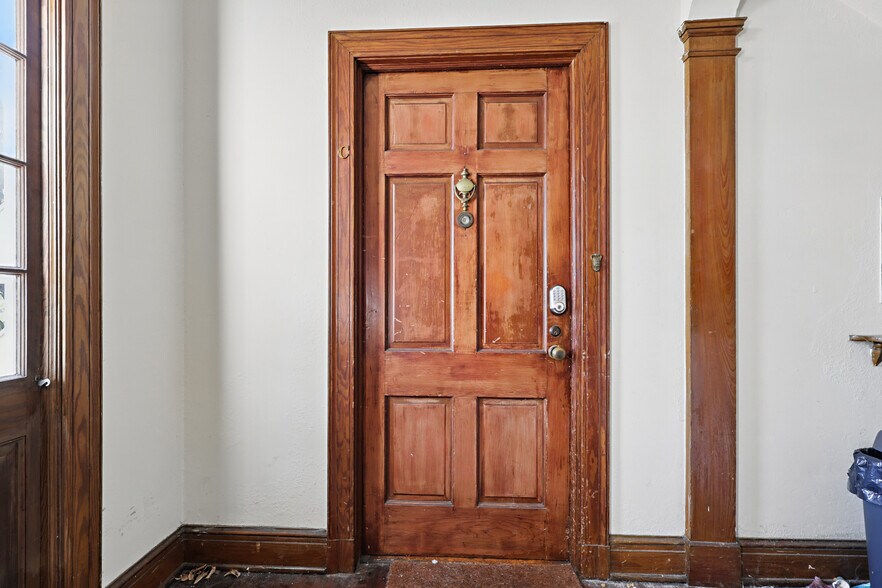 More Photos Of 2321 Riverside Ave, Jacksonville Apartments For Sale