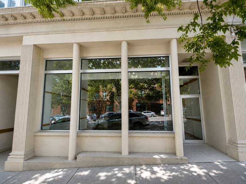 More Photos Of 1209 E Main St, Richmond Apartments For Lease
