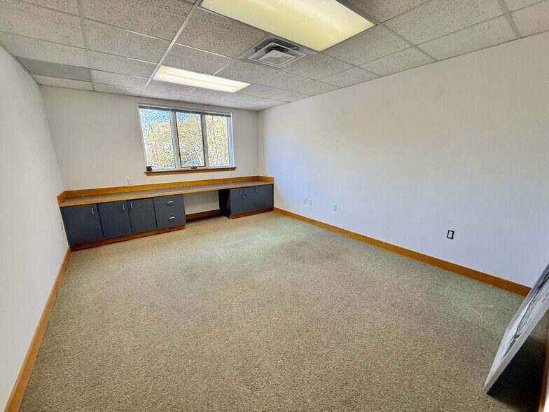 More Photos Of 73 Main St S, Woodbury Storefront Retail Office For Sale