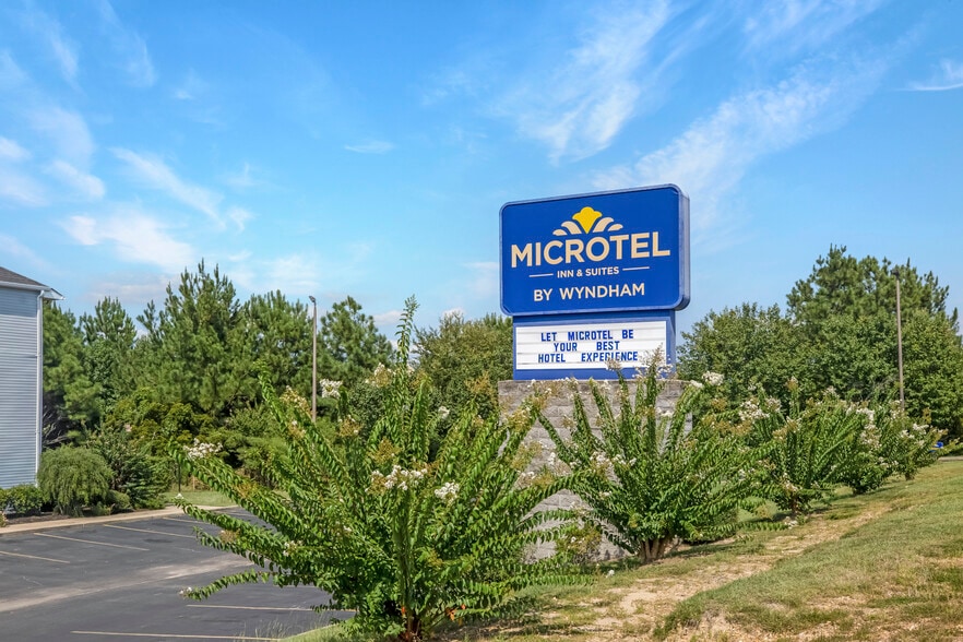 More Photos Of 518 Bonita Lakes Dr, Meridian Hotel For Sale