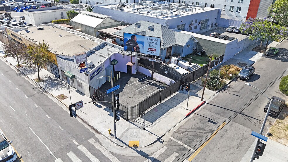 More Photos Of 3655 Beverly Blvd, Los Angeles Storefront For Lease