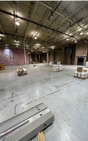 More Photos Of 10601 Belmont Ave, Franklin Park Manufacturing For Sale