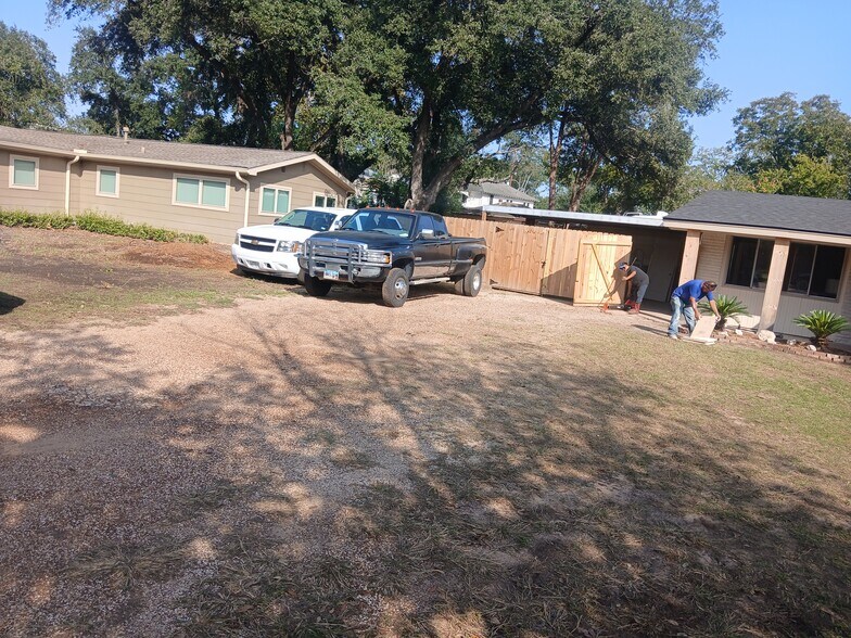 More Photos Of 1506 Avenue D, Katy Land For Sale