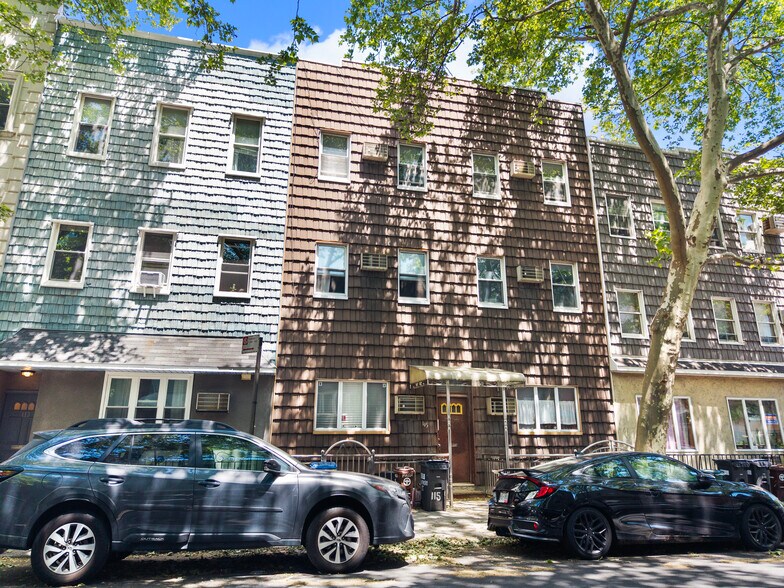 More Photos Of 115 Withers St, Brooklyn Apartments For Sale
