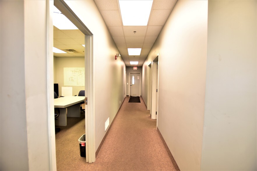 More Photos Of 8167-8197 Clyde Park Ave, Byron Center Warehouse For Lease