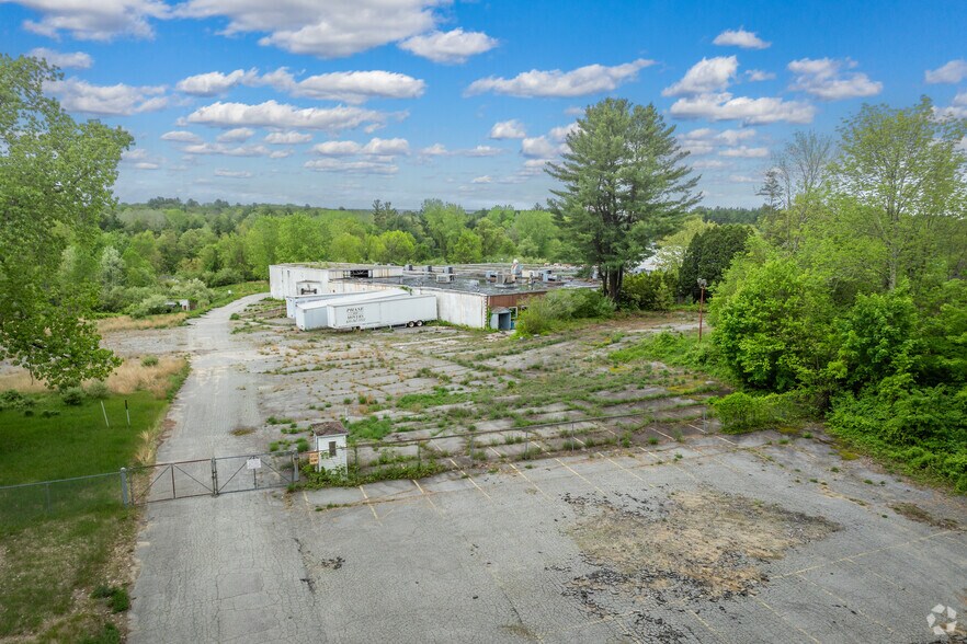 Primary Photo Of 153 Searles Rd, Pomfret Food Processing For Lease