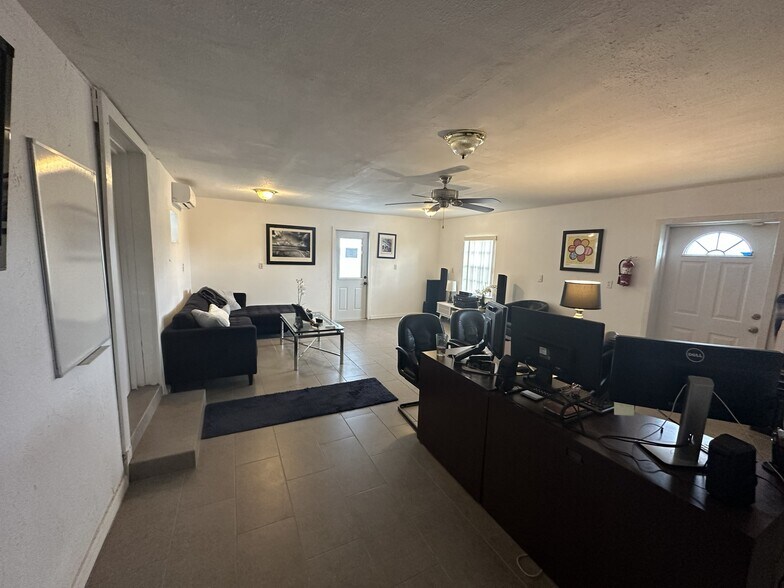 More Photos Of 2746 US Highway 27 N, Avon Park Freestanding For Sale