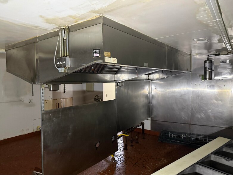 More Photos Of 3100 N Highway 14, Greer Restaurant For Lease