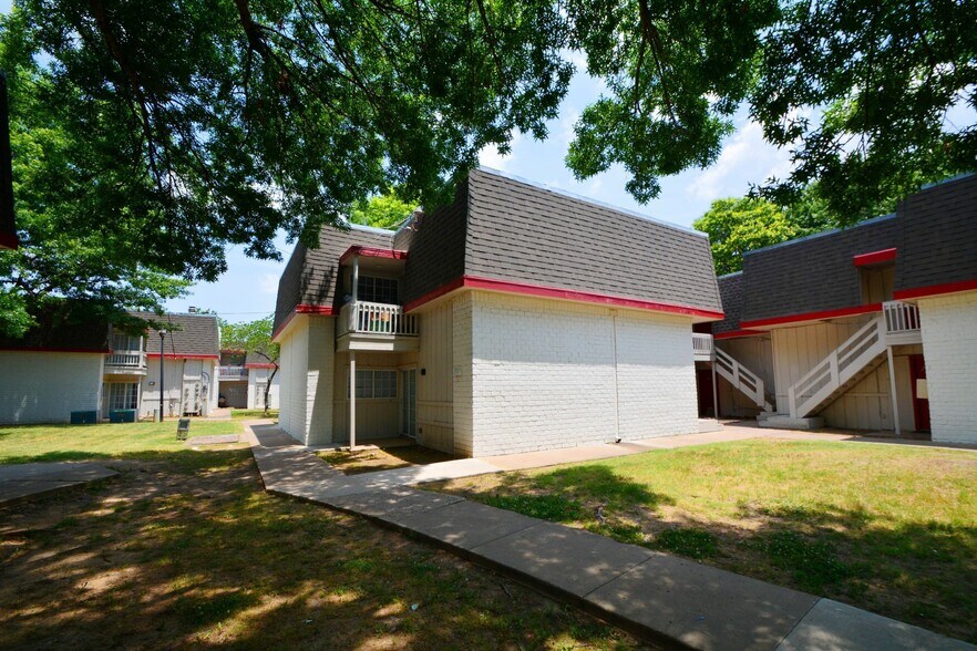 More Photos Of 3218 S 93rd East Ave, Tulsa Apartments For Sale