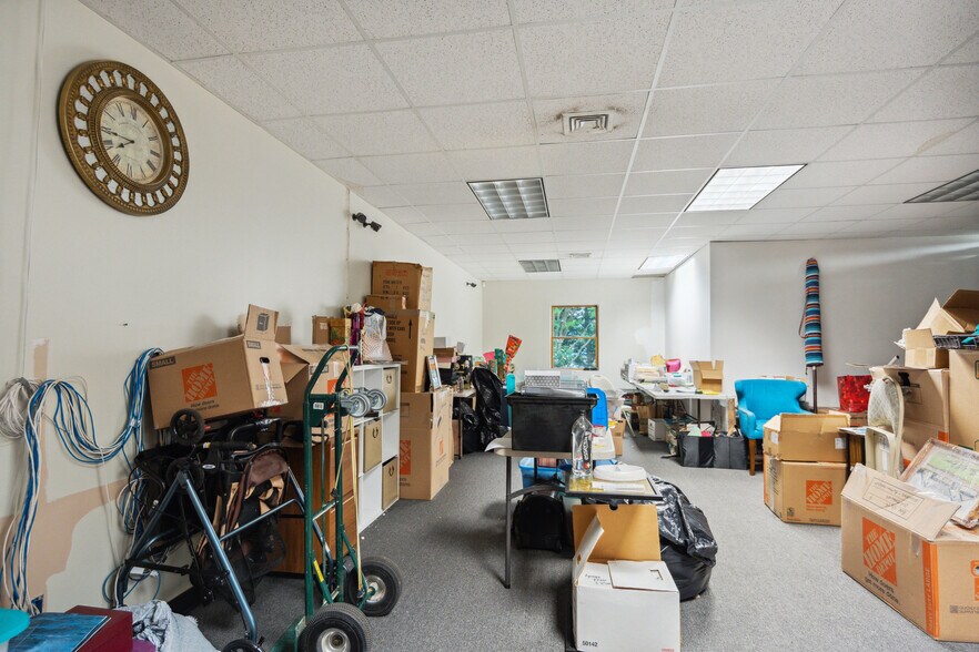 More Photos Of 2170 Joshuas Path, Hauppauge Freestanding For Sale