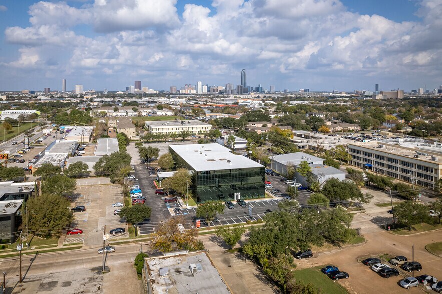 More Photos Of 5420 Dashwood Dr, Houston Medical For Lease