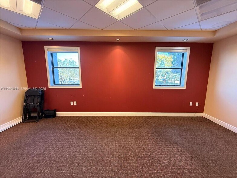 More Photos Of 2699 Stirling Rd, Fort Lauderdale Medical For Lease