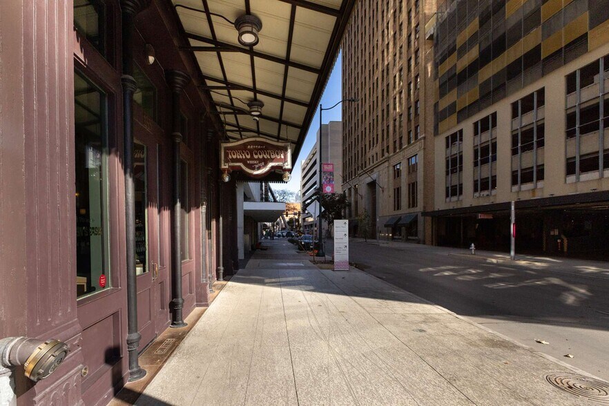 More Photos Of , San Antonio General Retail For Sale