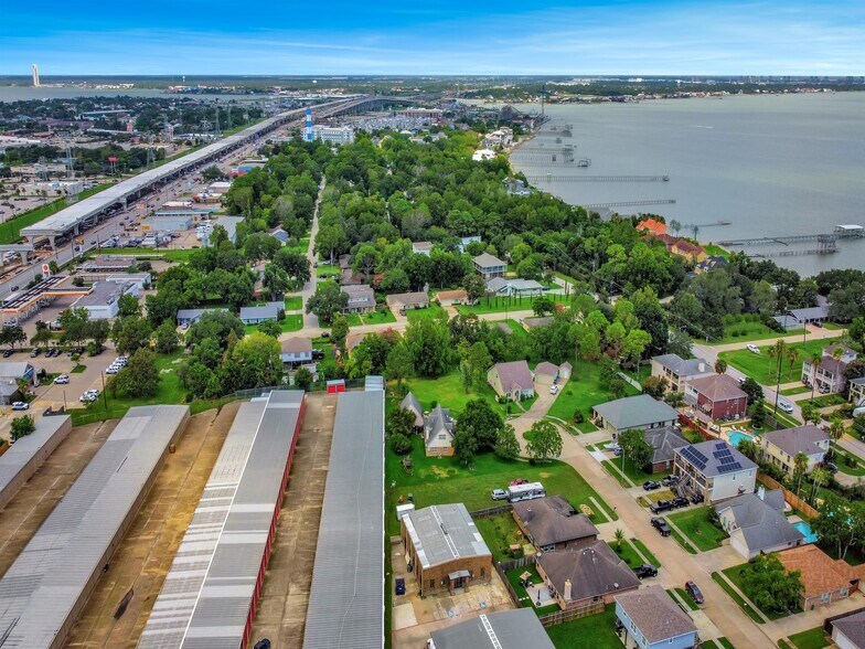 More Photos Of , Kemah Office For Sale