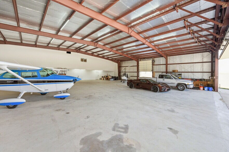 More Photos Of 930 Aviator Dr, Fort Worth Specialty For Sale
