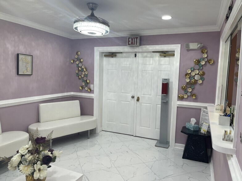 More Photos Of 11340 Pembrooke Sq, Waldorf Medical For Lease