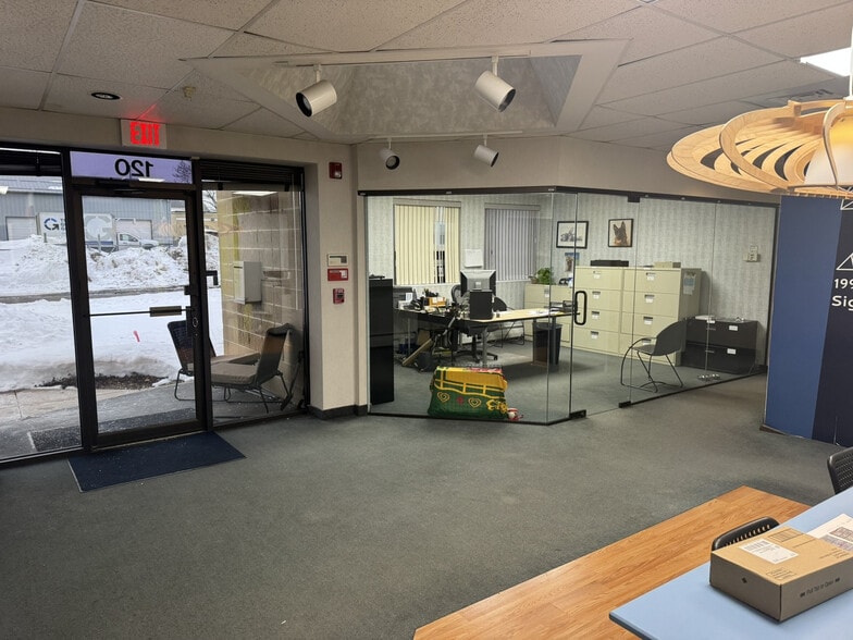 More Photos Of 120 Vanderbilt Ave, West Hartford Manufacturing For Sale