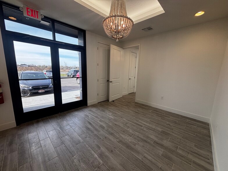 More Photos Of 1462 W Ustick Rd, Meridian Office For Lease