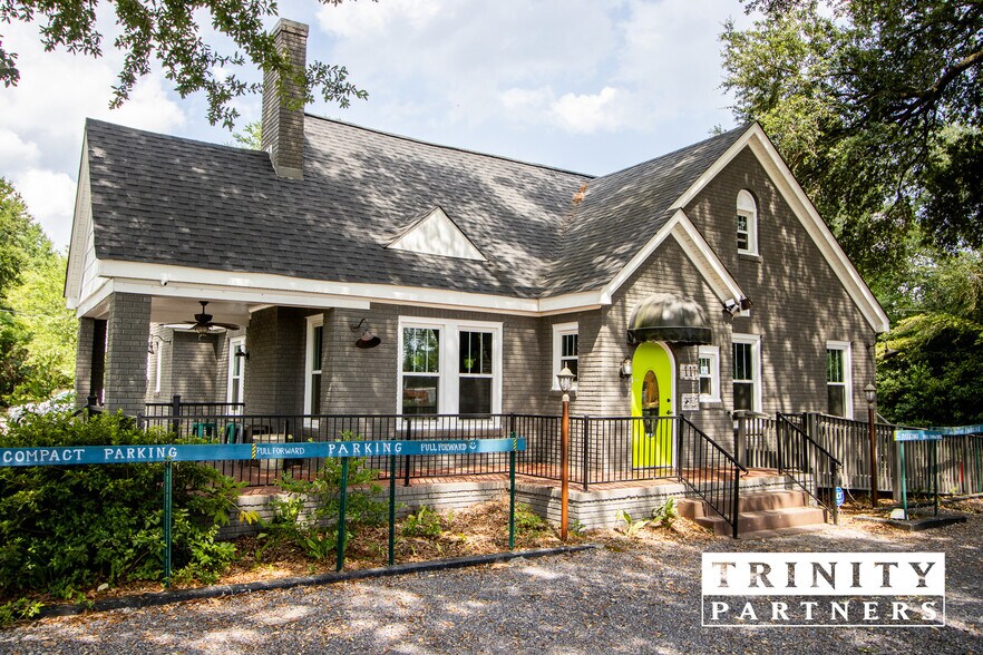 More Photos Of 117 Spears Creek Church Rd, Elgin General Retail For Sale