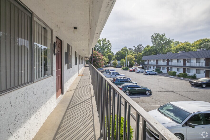 More Photos Of 1431-1435 Warner St, Chico Apartments For Sale