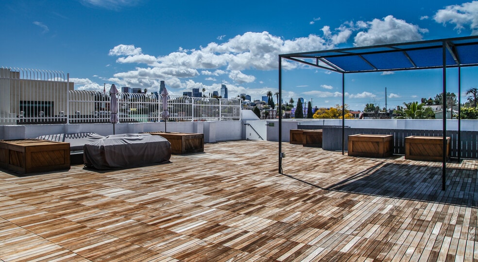 More Photos Of 2154 W Sunset Blvd, Los Angeles Loft Creative Space For Sale