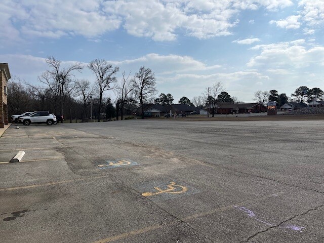 More Photos Of 5395 W Ash St, Pottsville Freestanding For Lease