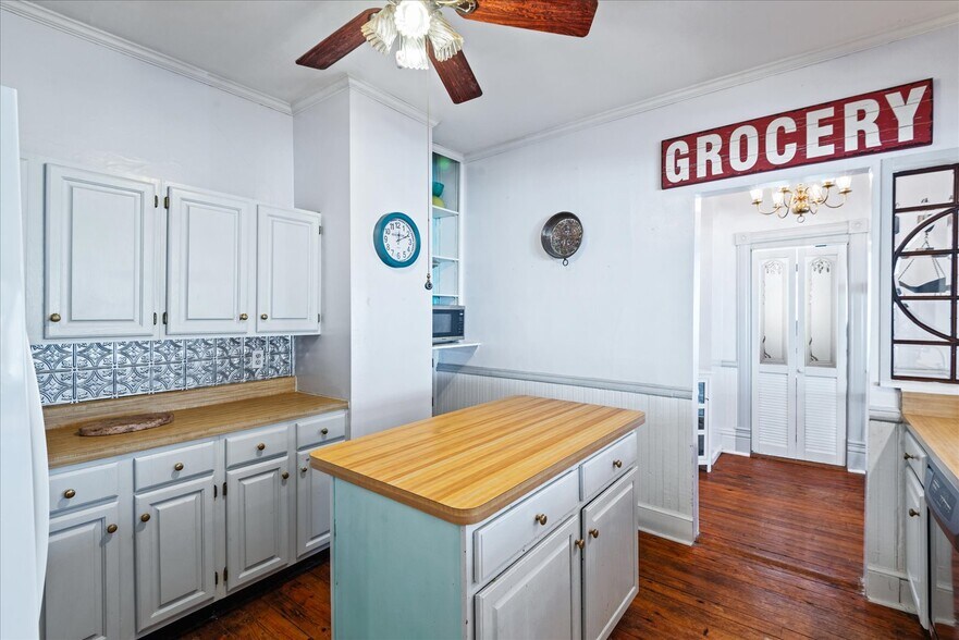 More Photos Of 115 E Broaddus Ave, Bowling Green Apartments For Sale