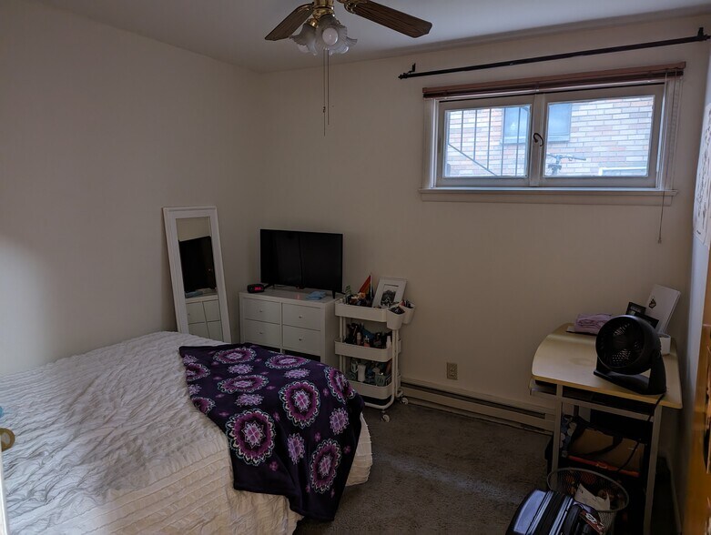 More Photos Of 422 Vine St, West Lafayette Apartments For Sale