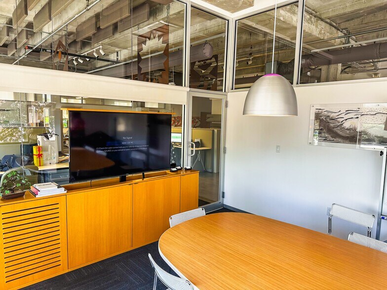 More Photos Of 500 S Dixie Hwy, Coral Gables Office For Lease