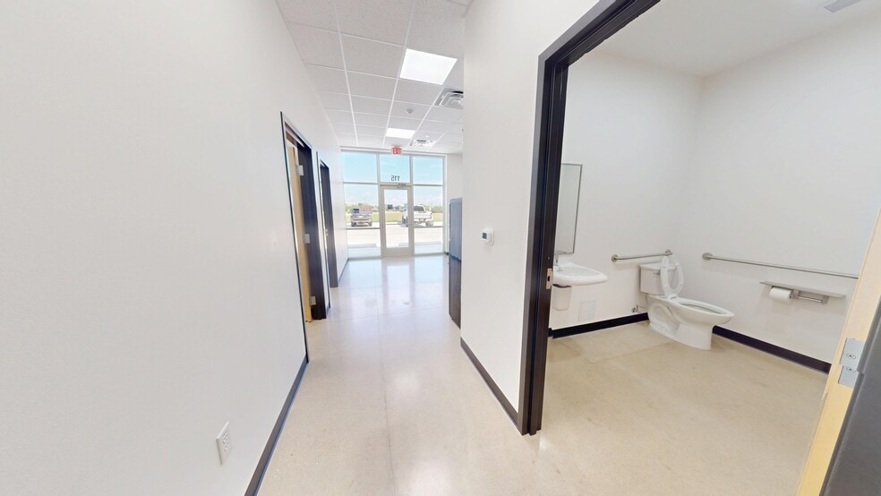 More Photos Of 2006 Rivery Blvd, Georgetown Unknown For Lease