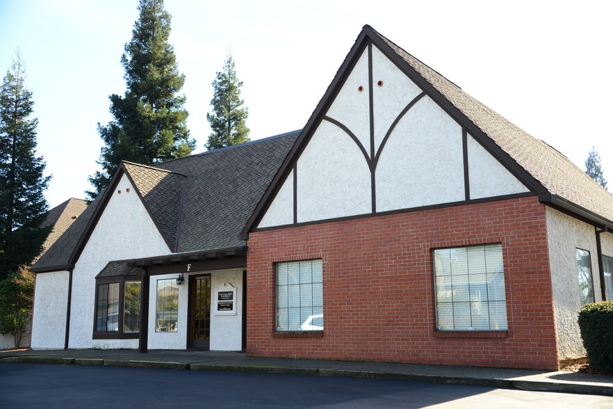 Primary Photo Of 8035 Madison Ave, Citrus Heights Medical For Sale