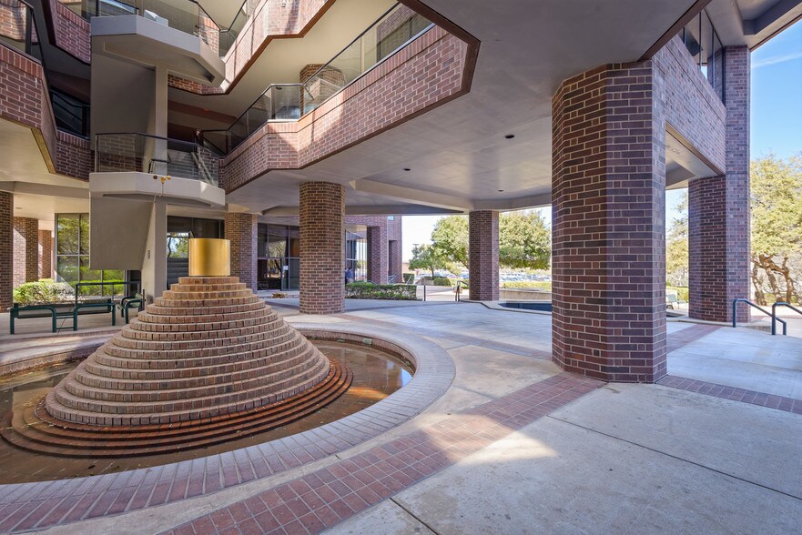 More Photos Of 1250 S Capital of Texas Hwy, Austin Office For Lease