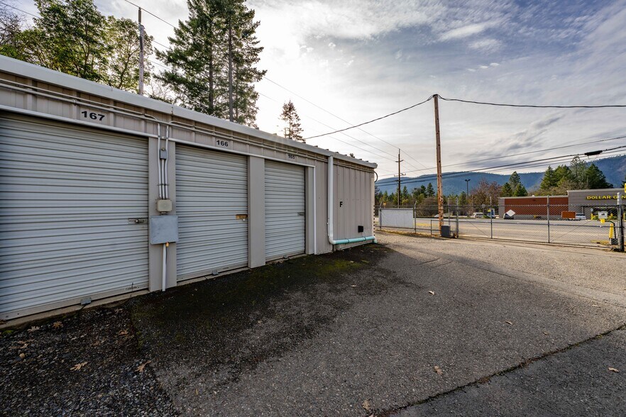 More Photos Of 25657 Redwood Hwy, Cave Junction Self Storage For Sale