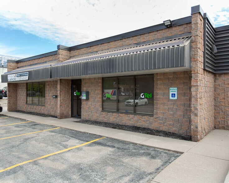 More Photos Of 24 Mcintyre Pl, Kitchener Warehouse For Sale