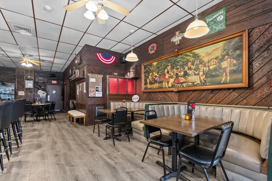 More Photos Of 344 Bowen St, Oshkosh Restaurant For Sale
