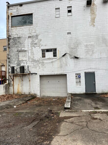 More Photos Of 3622 Maccorkle Ave, Charleston Storefront Retail Office For Sale
